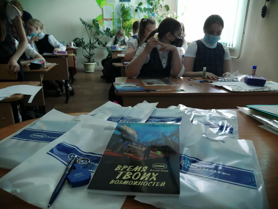 Женсовет Алтай-Кокса провел патриотическую акцию в честь Дня Победы