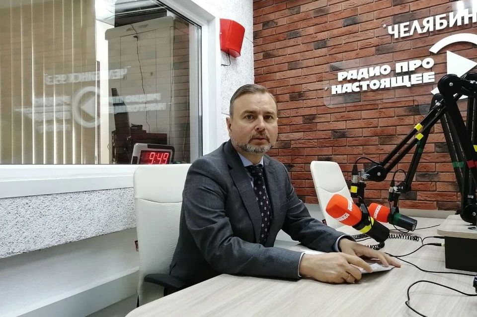 Гость студии радио "Комсомольская правда" - заместитель губернатора Челябинской области Вадим Евдокимов.