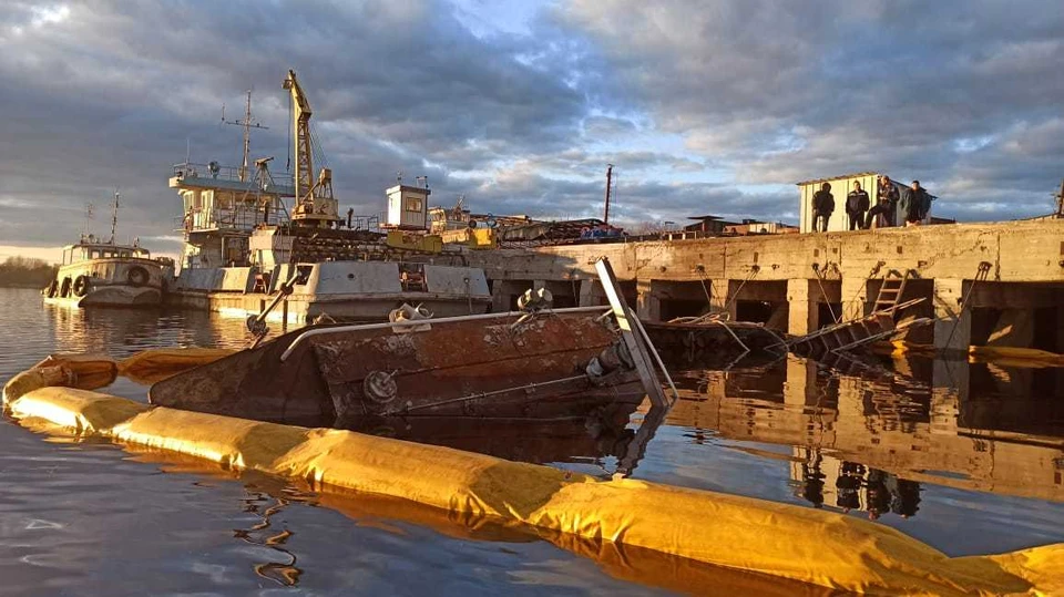 Буксир затонул в Городецком районе Нижегородской области. ФОТО: Межрегиональное управление Росприроднадзора по Нижегородской области и Республике Мордовия