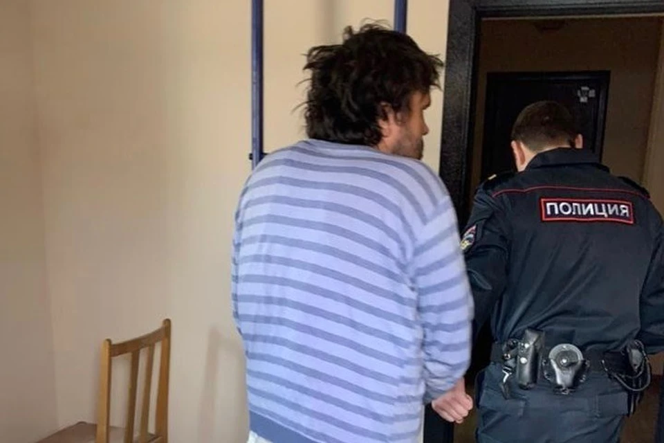На снимке сам подозреваемый в убийстве.