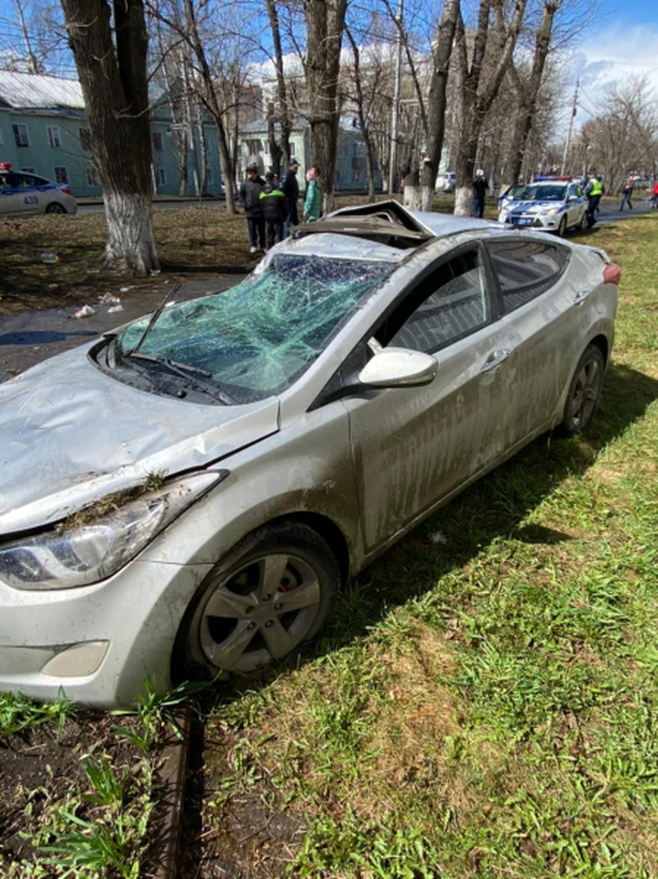 Разбившийся в Томске автомобиль владелец теперь будет долго ремонтировать. Фото: УМВД России по Томской области