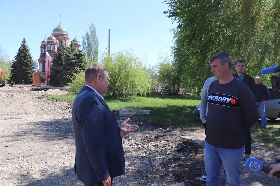 Николай Панков побывал на месте благоустройства центральной площади