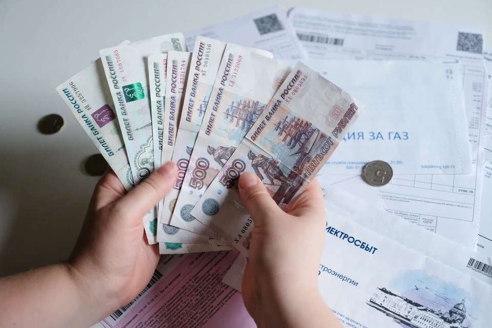 Смольный разбирается с оплатой капремонта через "Петроэлектросбыт".