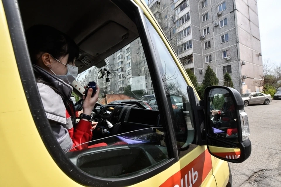 В Армавире прогулка по торговому центру для посетителя закончилась падением с третьего этажа