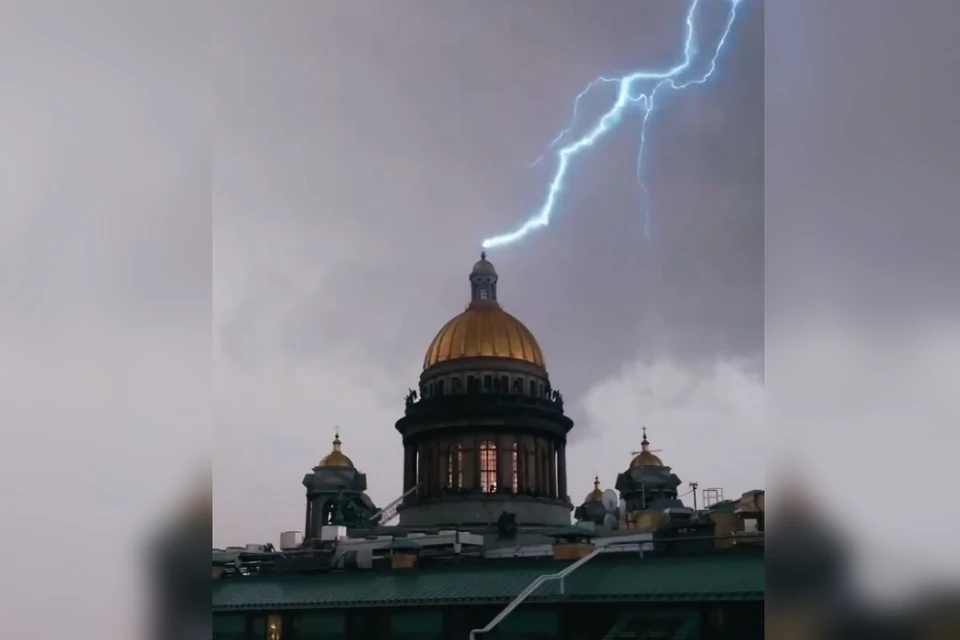 Исаакиевский собор крест на куполе