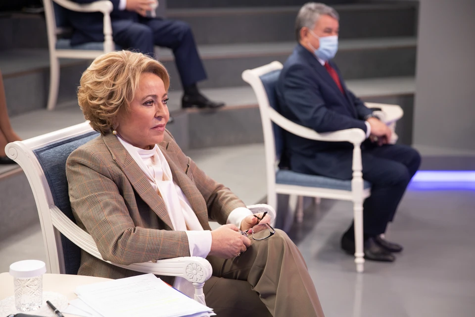Валентина Матвиенко напомнила, что Дума только сегодня приняла решение о денонсации ДОН