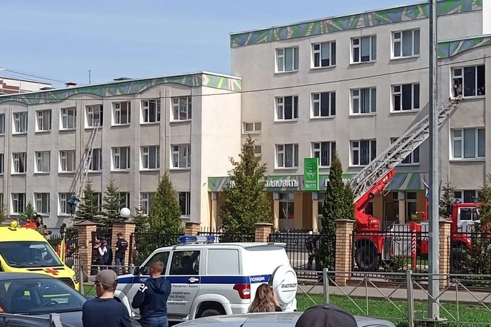 Для пострадавших при стрельбе в школе Казани собрали уже более 73 миллионов рублей пожертвований.