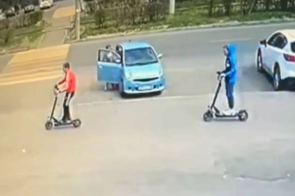 В Ангарске двое парней угнали электросамокаты, арендованные на чужие паспортные данные