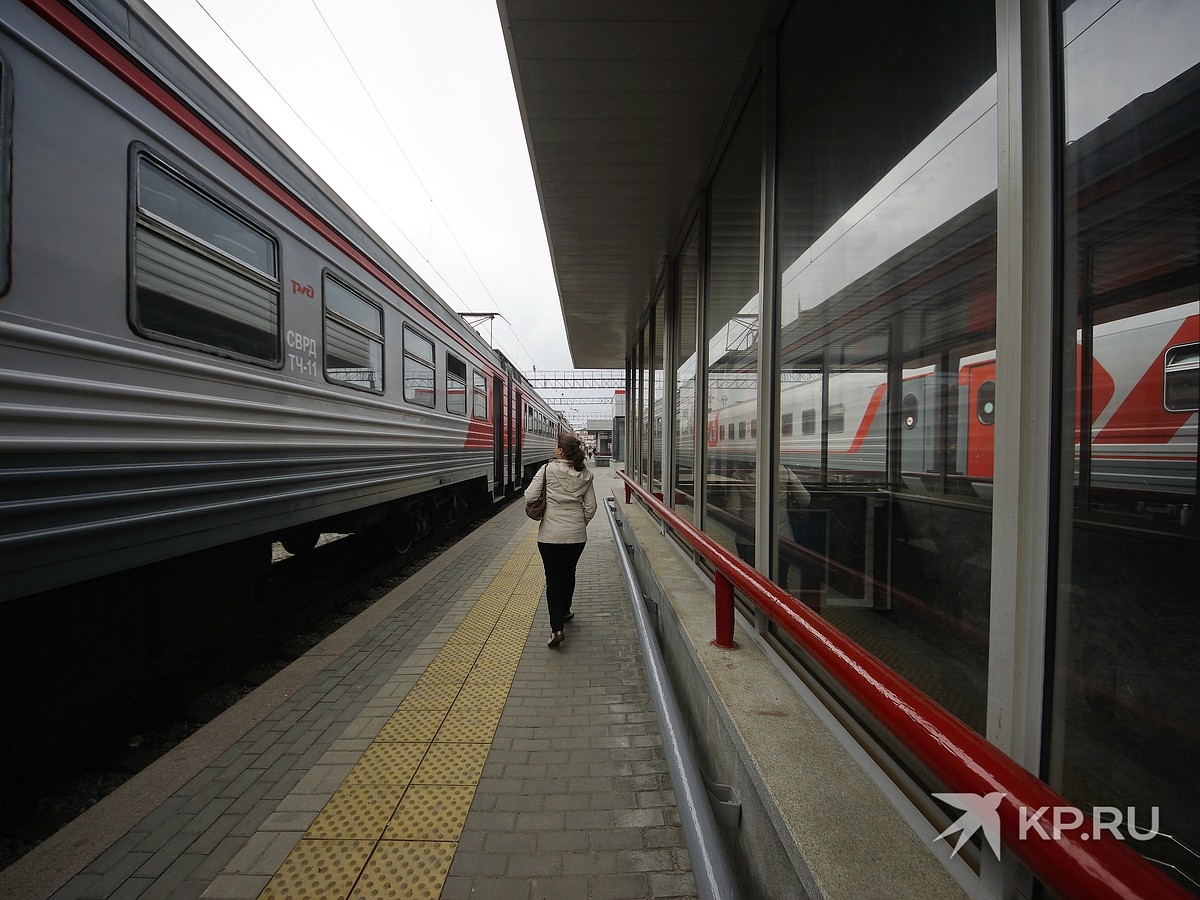 Электрички шале екатеринбург. Красноармейский поезд.