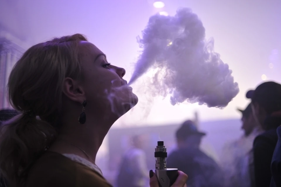 Курильщиков предупредили о более тяжелом течении коронавируса