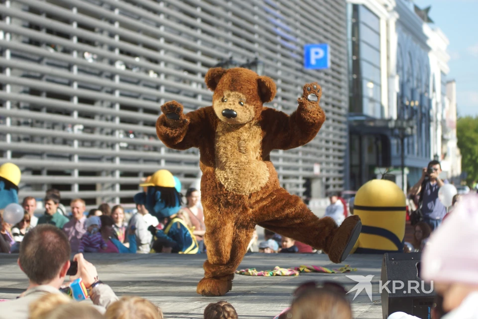 Гигантский проходить. Кино Пермь 2021 для детей.