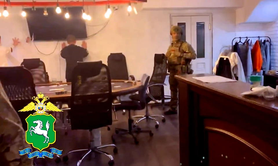 Азарт игры и жажда наживы выше страха. Фото: из оперативного видео УМВД России по Томской области
