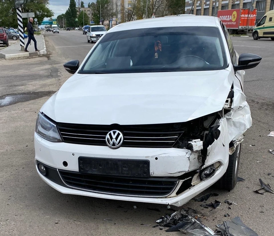 В ДТП получили травмы пассажиры обеих иномарок