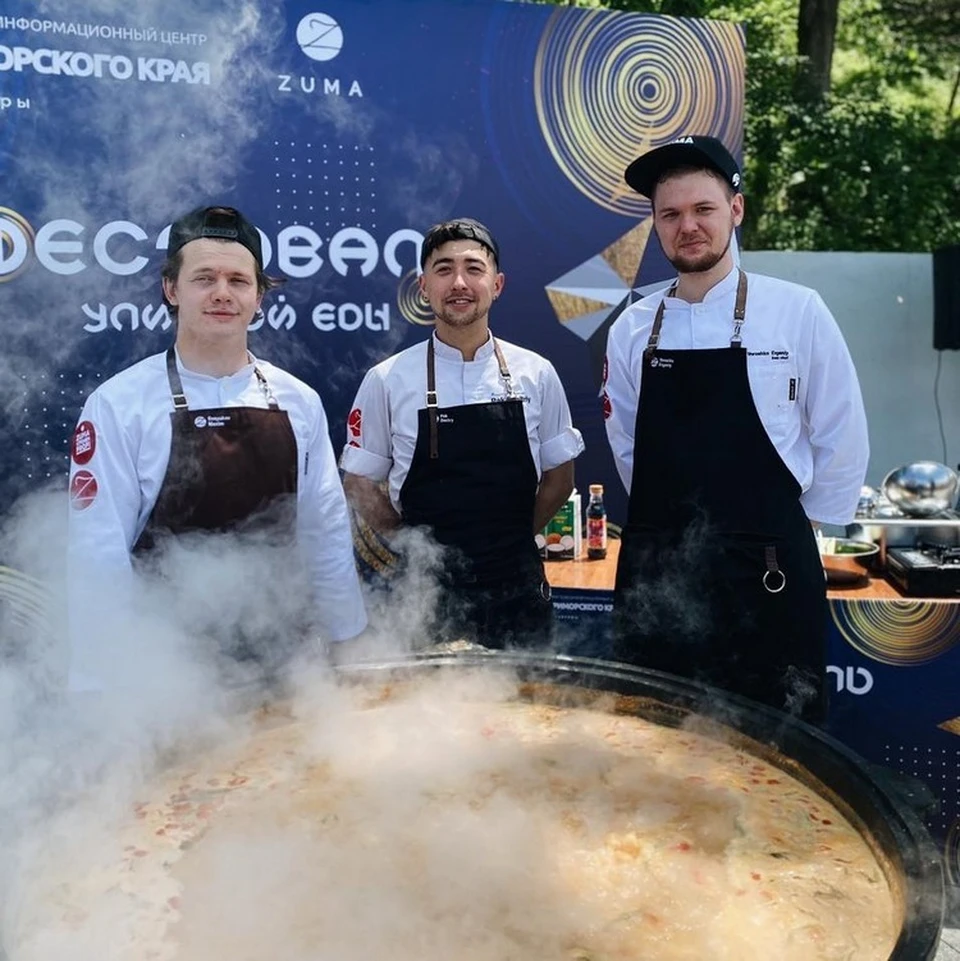 Суп готовили больше двух часов. Фото: предоставлено рестораном.