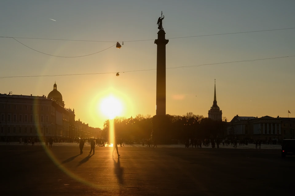 Петербуржцы смогут частично увидеть кольцеобразное затмение Солнца.