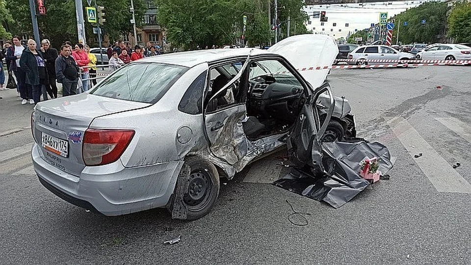 Пассажирка автомобиля LADA скончалась на месте происшествия