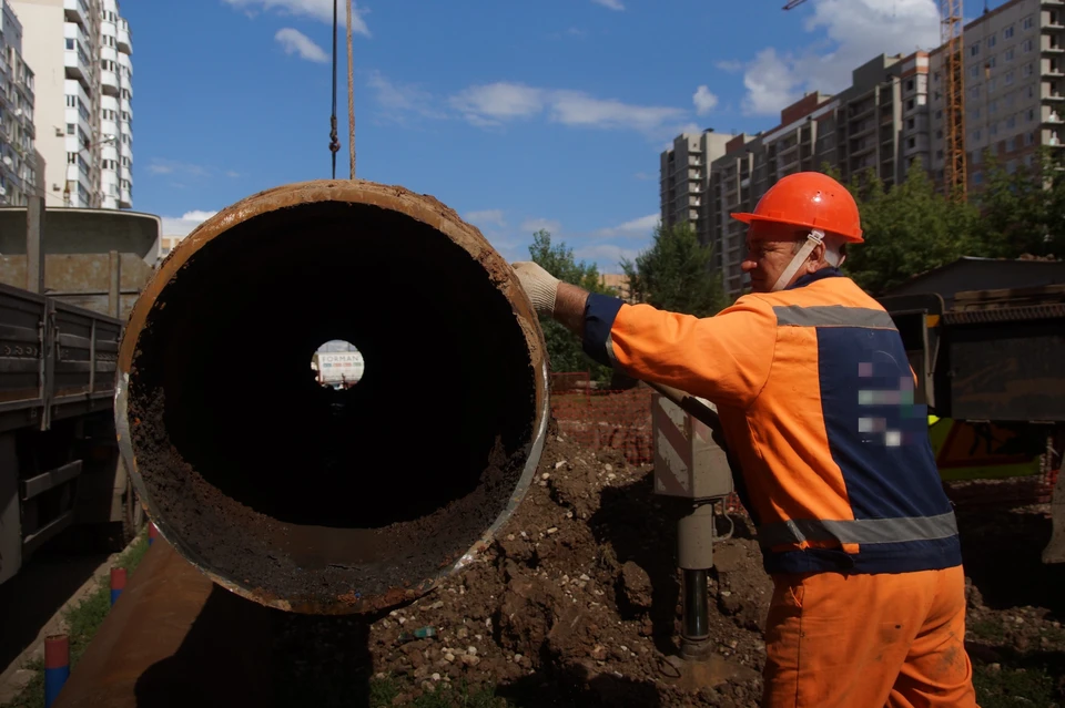 В общей сложности тепловики сейчас ведут замену коммуникаций на 12 объектах в Самаре