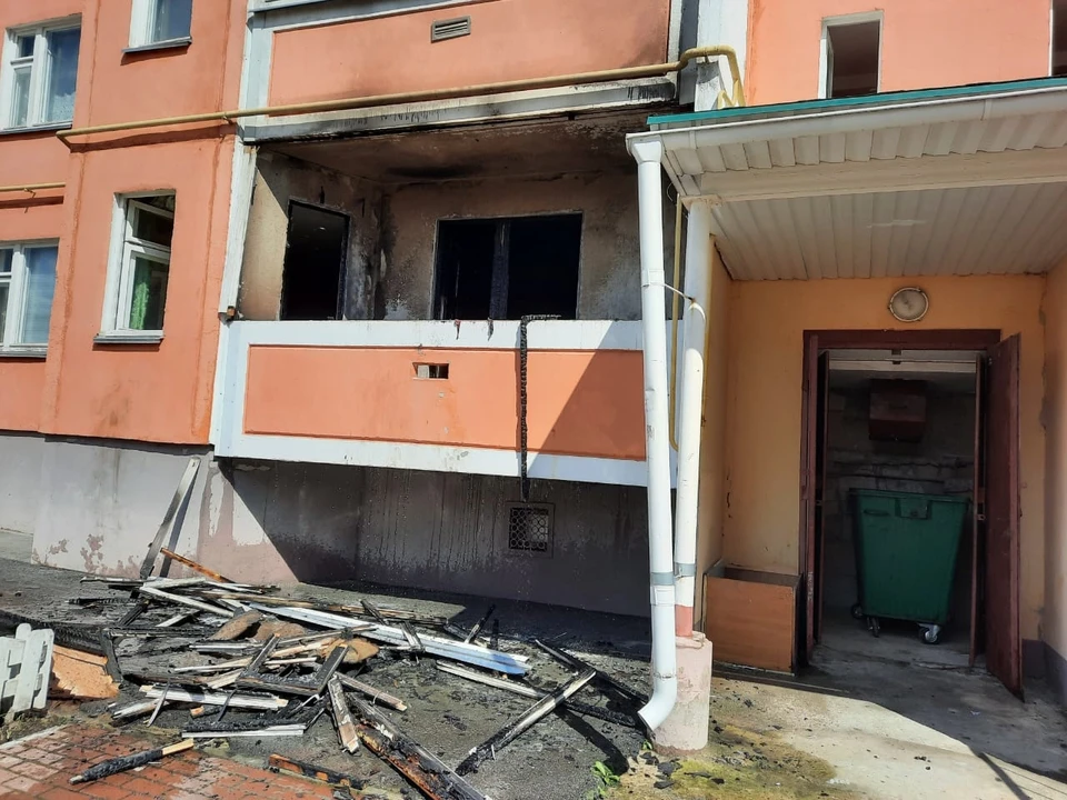В Заводском районе Орла в квартире полностью сгорел балкон. Фото: ГУ МЧС России по Орловской области