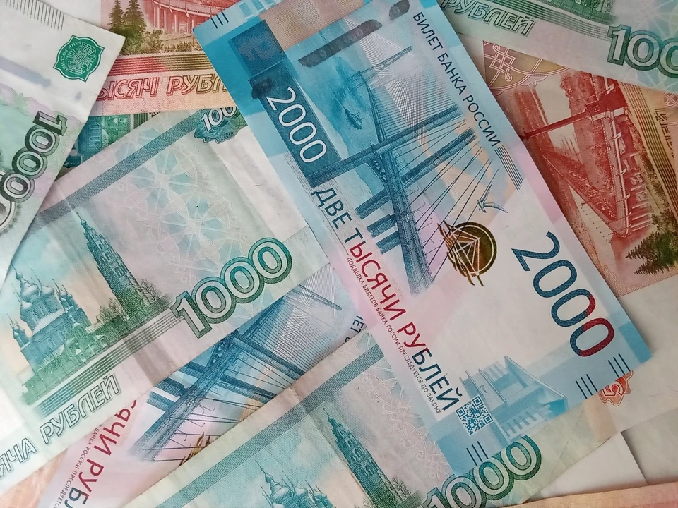 Жители Нового Уренгоя задолжали за коммунальные услуги 310 миллионов рублей