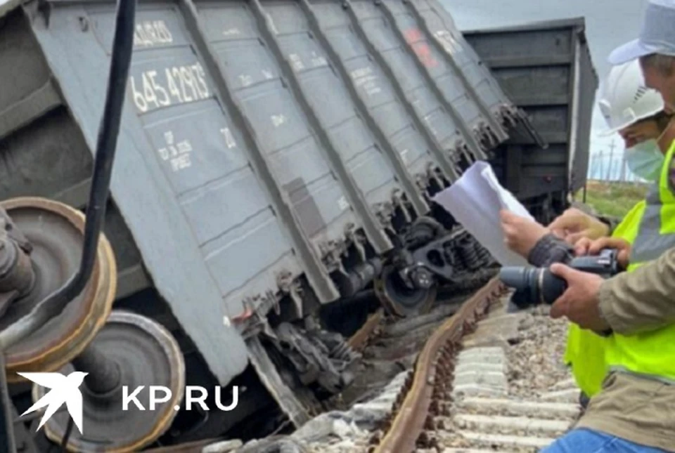 Два вагона с углем сошли с рельсов на терминале навалочных грузов ОТЭКО в Тамани