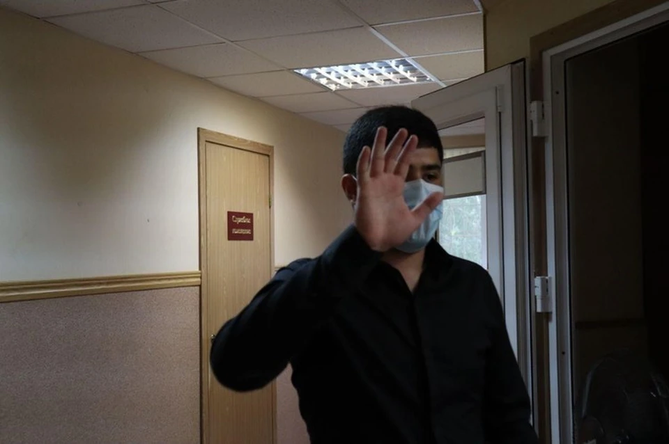 До момента, пока решение не вступит в законную силу, осужденный будет находиться в воспитательной колонии.