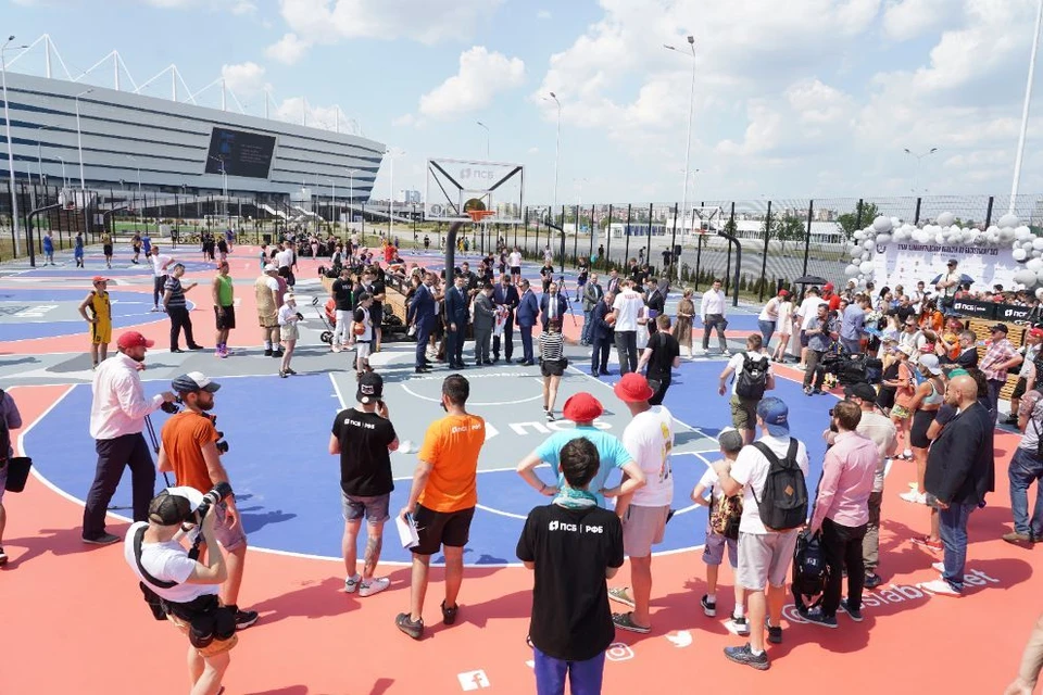 В Калининграде открылся самый большой в России Центр уличного баскетбола. Фото пресс-службы Правительства Калининградской области.