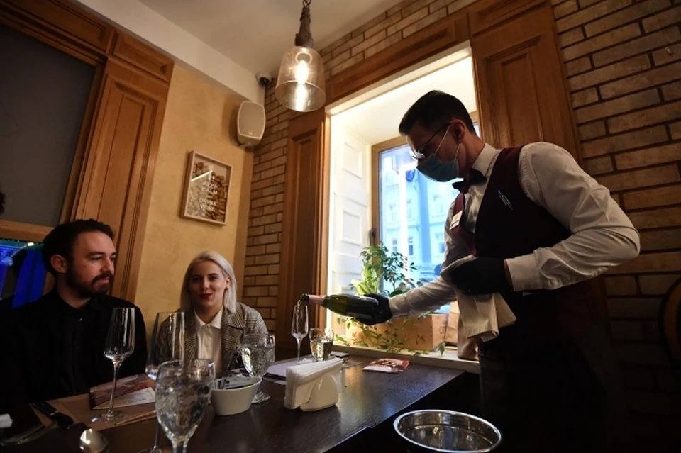 Власти Москвы: проверка QR-кода в ресторанах займет менее 5 секунд