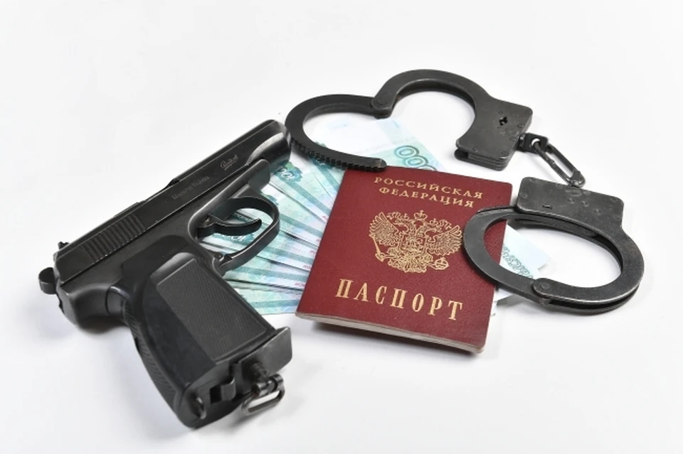 Экс-полицейский работал в одном из отделений по противодействию незаконной миграции