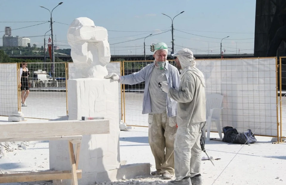Какие статуи создают российские скульпторы в подарок Нижнему Новгороду. ФОТО: Светлана Халилуллина
