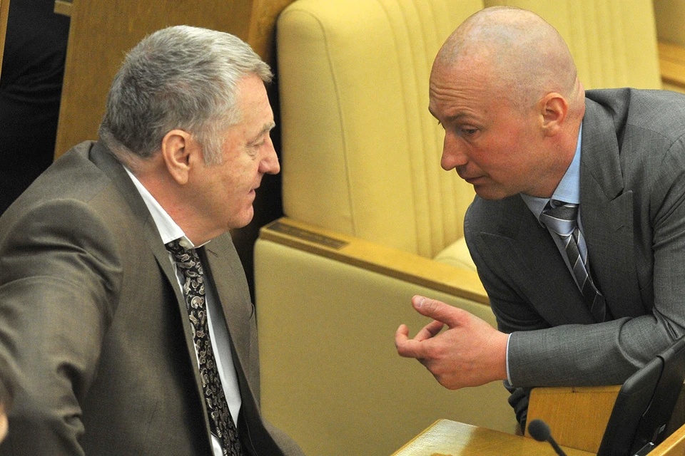 Владимир Жириновский и Игорь Лебедев на заседании Госдумы, 2012 г.