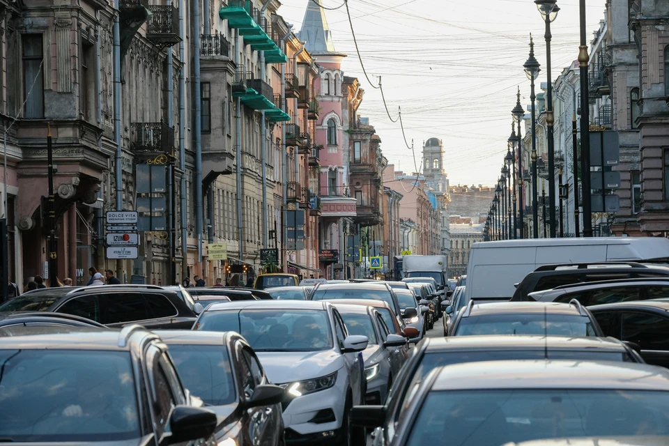 Мурманское шоссе сковала большая пробка утром 29 июня