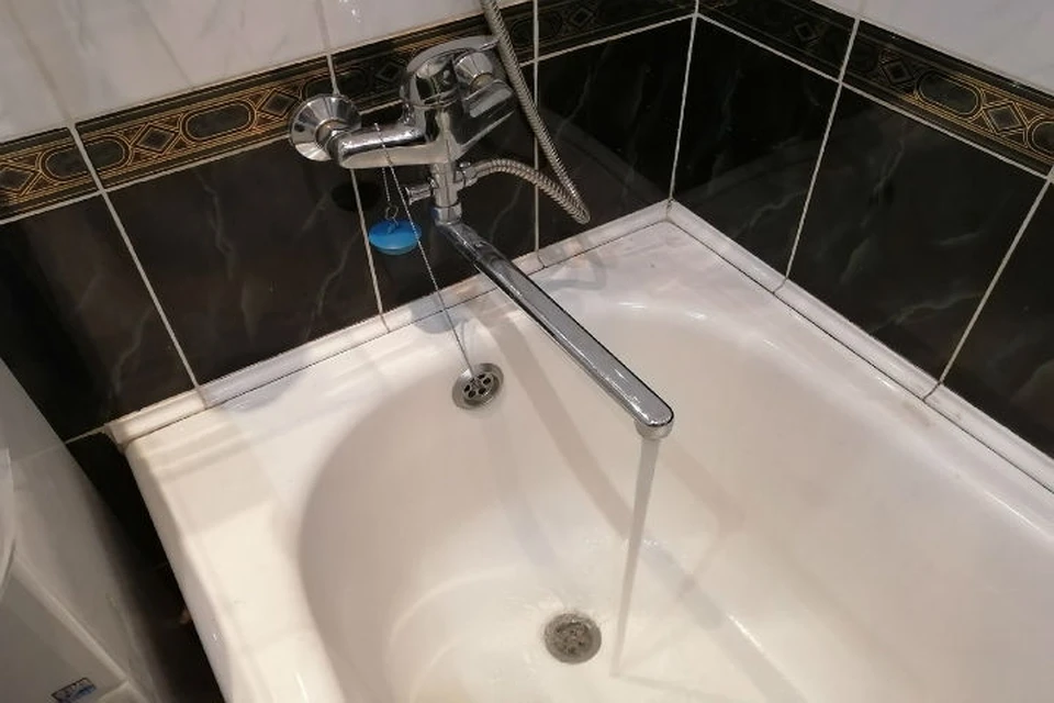 Водой, которая течет из кранов в Рыбинске, невозможно ни умываться, ни готовить на ней