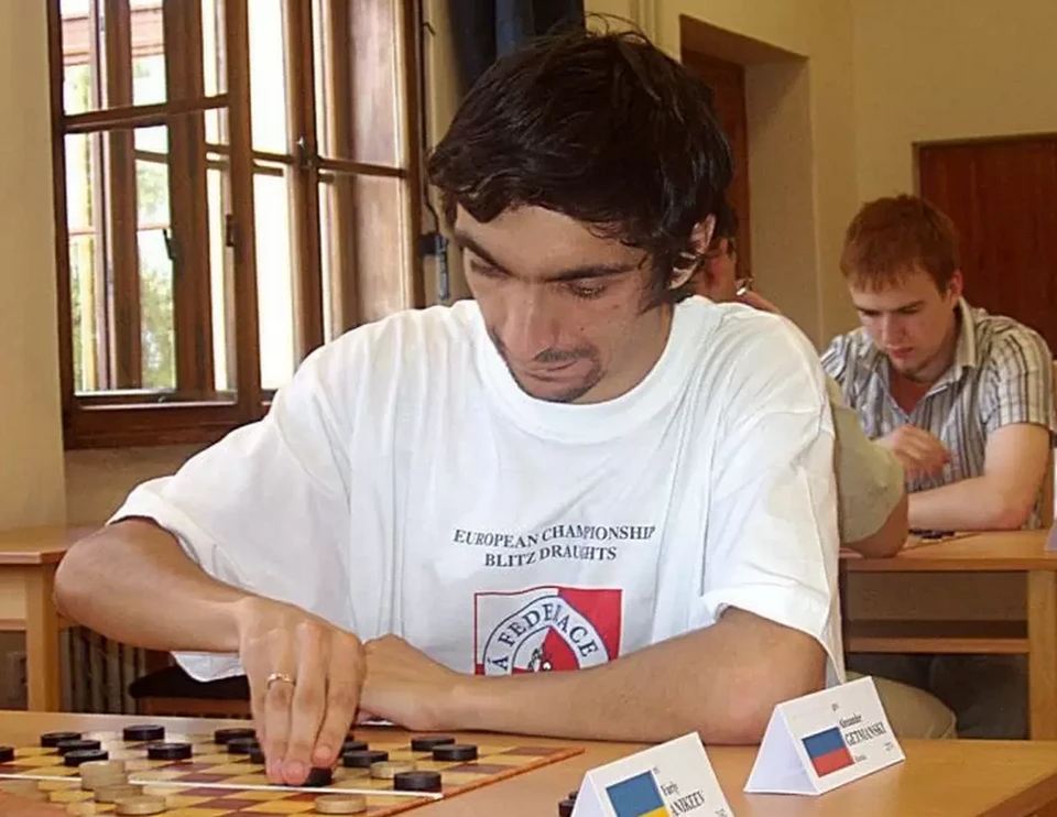 Туляк Александр Гетманский стал вице-чемпионом мира по международным шашкам