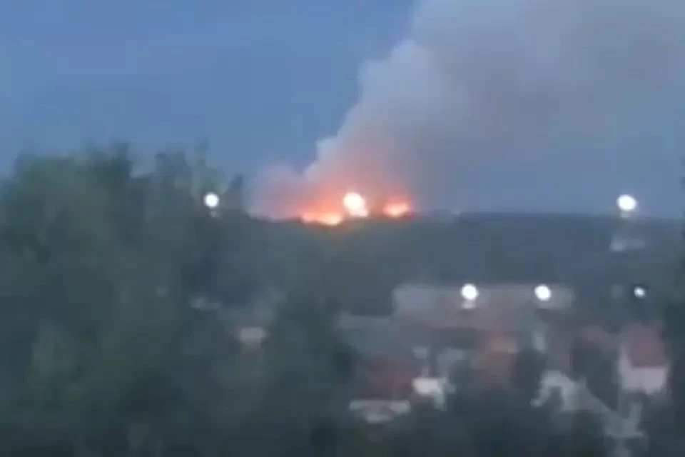 Областная прокуратура начала проверку после пожара на новосибирской свалке. Фото: Кадр из видео