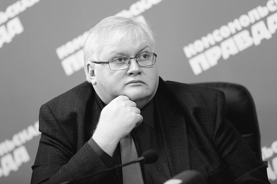 К памятнику ведет своя тропинка: как выглядит могила Алексея Клешко