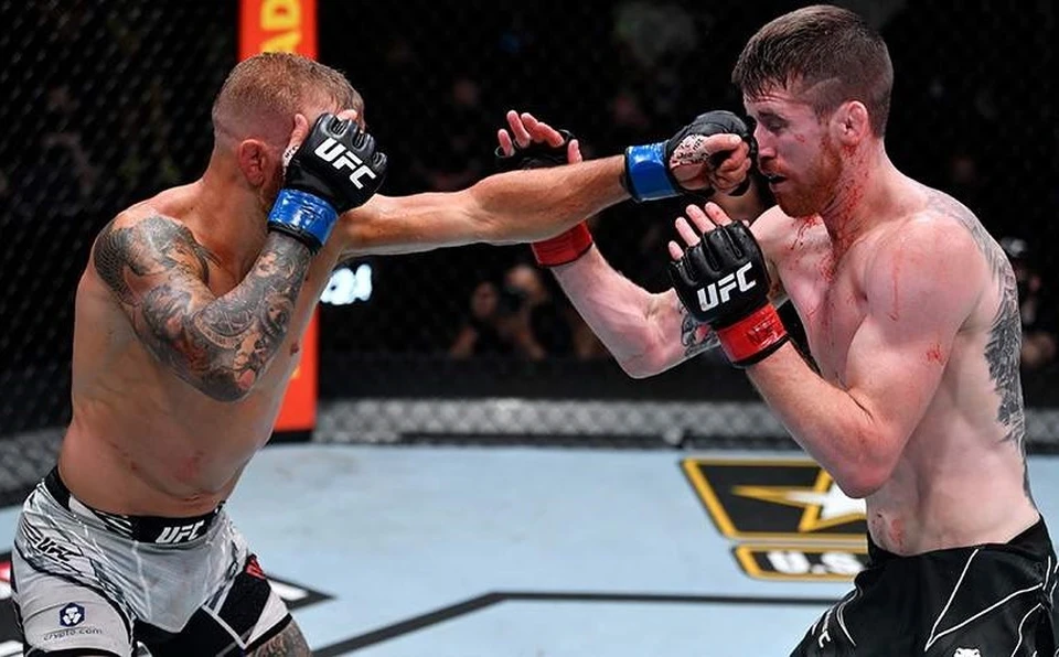Американский боец Диллашоу победил Сэндхагена в турнире UFC. Фото: официальный сайт UFC