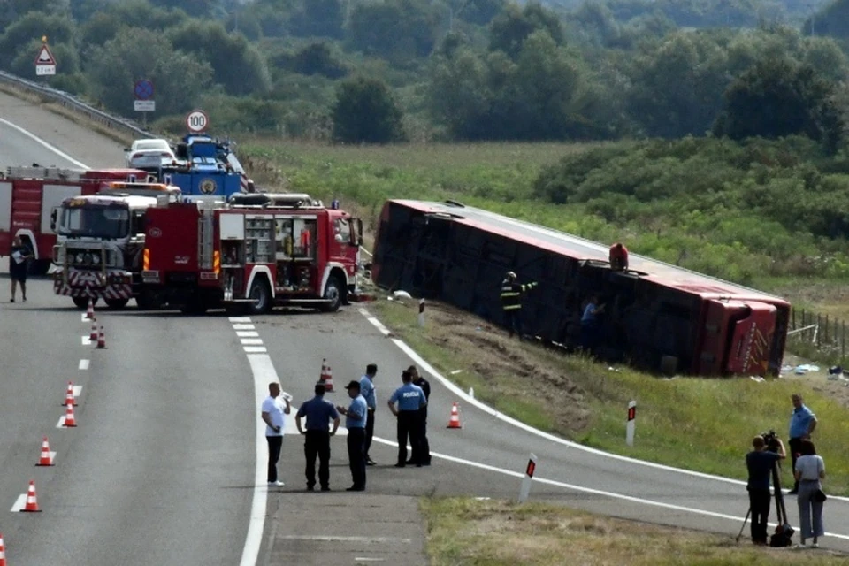 Авария произошла на трассе возле города Славонски-Брод