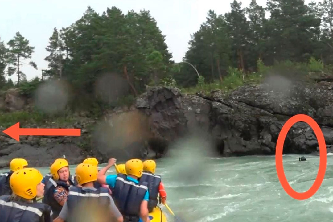 Второй рафт развернулся, не забрав инструктора Марсела