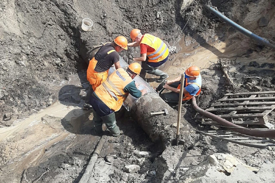 Так проходила установка северных муфт на трубопровод