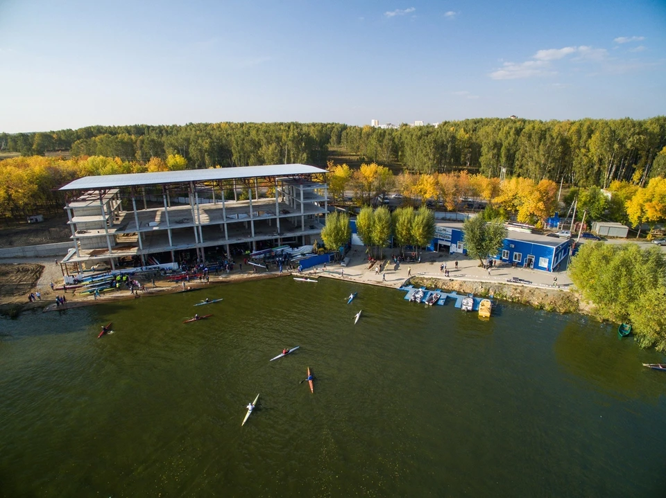 Корпус начали строить еще в 2015 году. Фото: МБУ СШОР №11 по гребле на байдарках и каноэ Челябинской области/vk.com