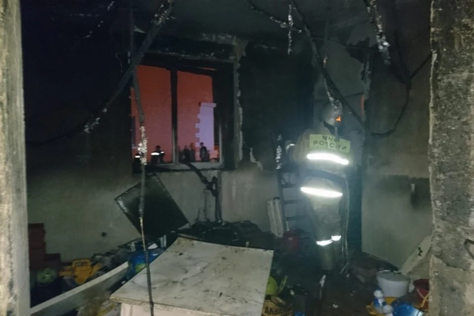 Пожар вспыхнул в трехкомнатной квартире // фото: МЧС РБ
