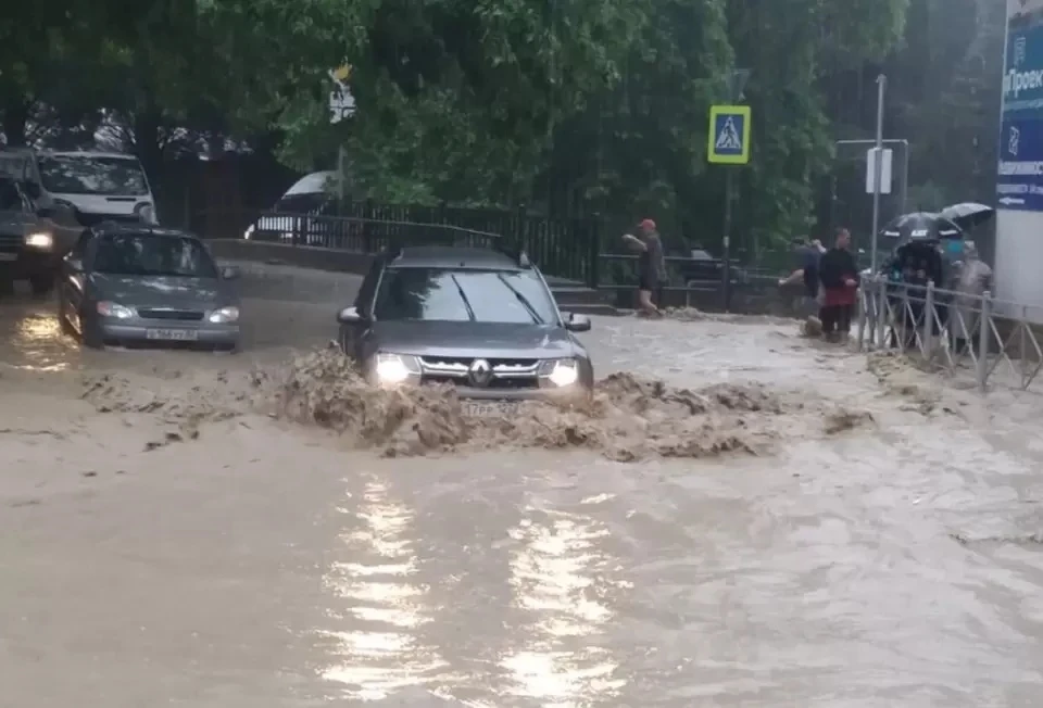 Дождь в Керчи льет с 12 августа