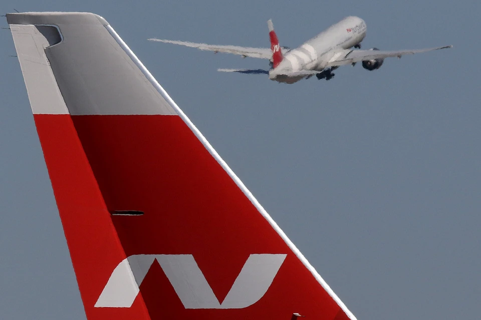 В авиакомпании Nordwind Airlines пока не называют причину экстренной посадки лайнера.