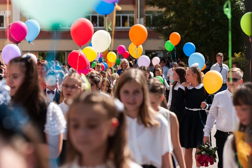 На День знаний орловских школьников ждут привычные линейки