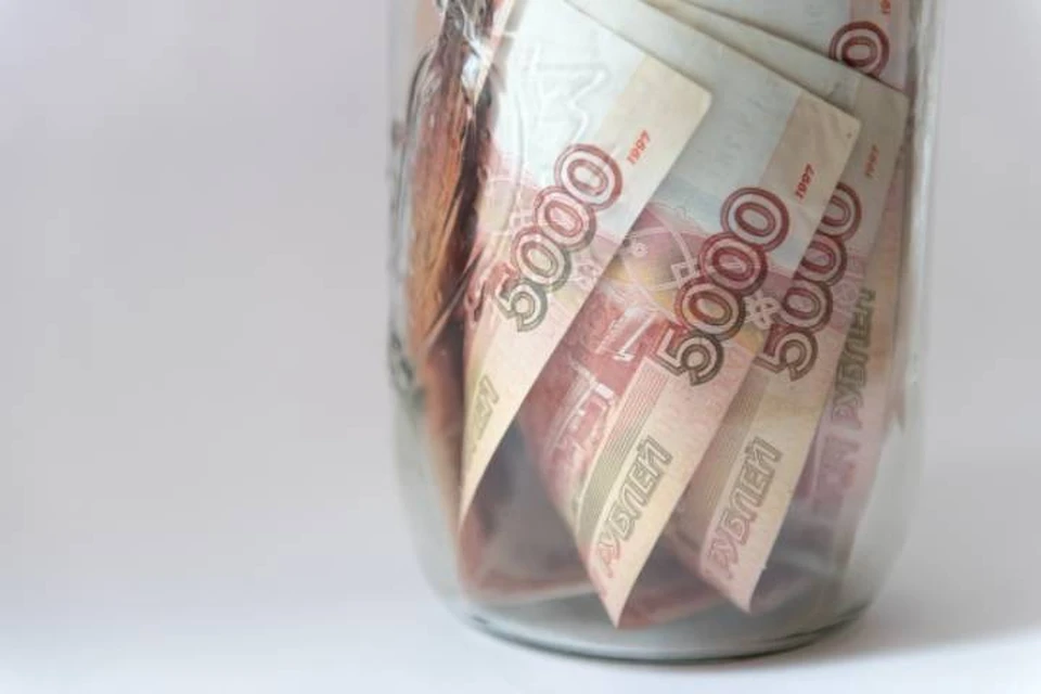 На мошенницу, похитившую деньги с личного счета кировчанки, завели уголовное дело