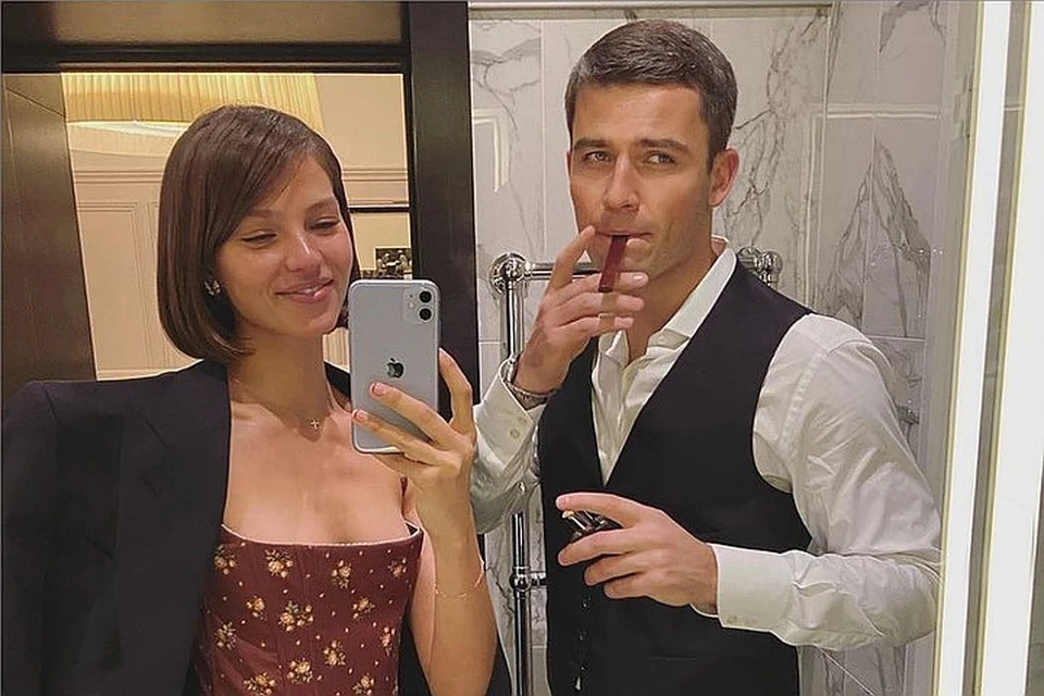Алеся Кафельникова и Георгий Петришин поженились в конце мая, а в июле стали родителями. Фото: Инстаграм.