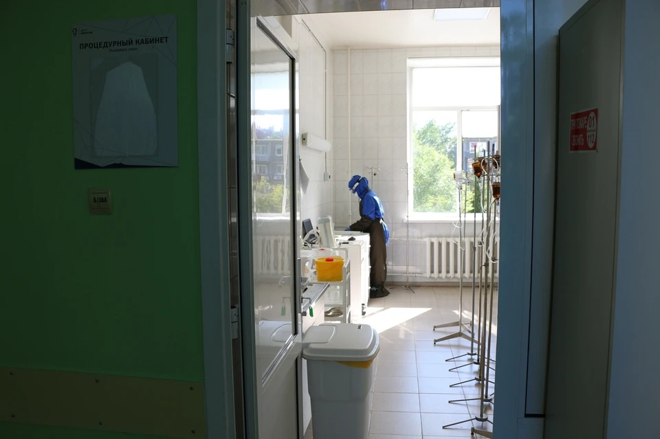 В Тюменской области за сутки скончались 12 человек с коронавирусом.