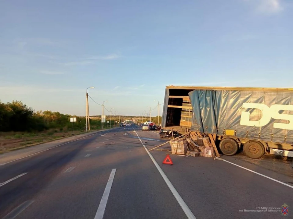 Два человека погибли в ДТП.
