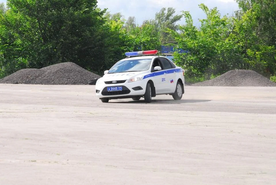 "Mercedes" столкнулся с четырьмя автомобилями: "Skoda Fabia", "Honda CR-V", "Renault Logan" и "Toyota"
