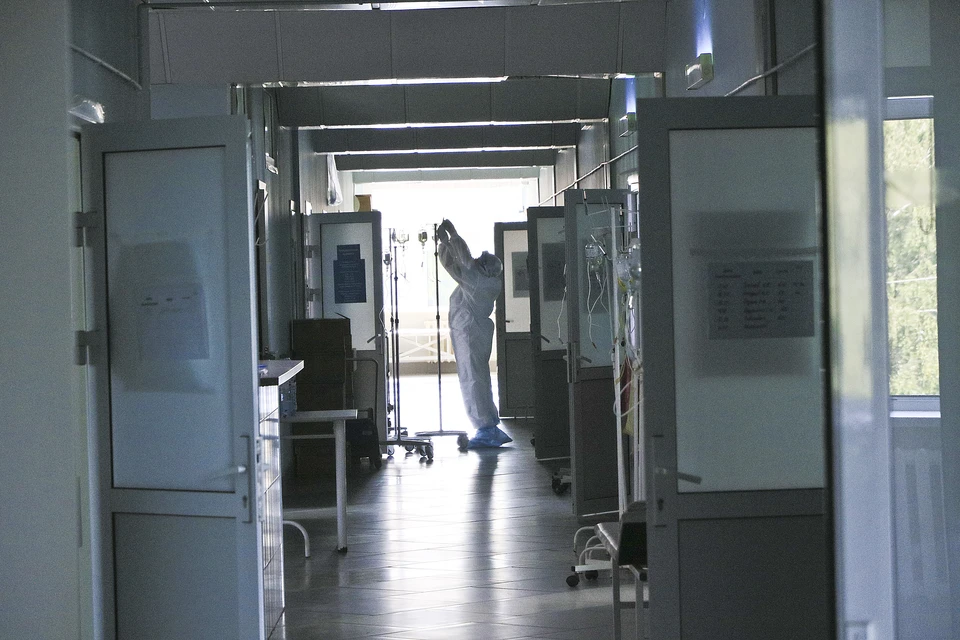 Сейчас в больницах лечат 4071 пациента